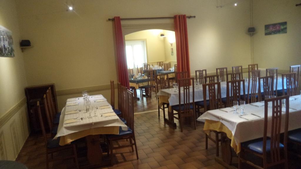 Logis Hotel Des Voyageurs Restaurant La Bonne Tabl'Hay ลีวร็อง-โซร์-โดรม ภายนอก รูปภาพ