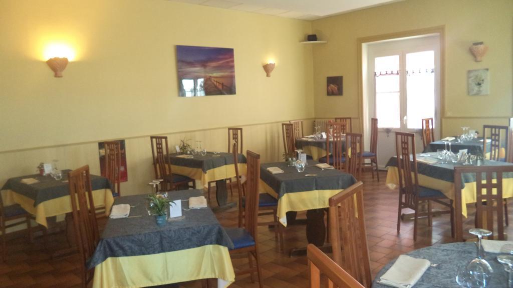 Logis Hotel Des Voyageurs Restaurant La Bonne Tabl'Hay ลีวร็อง-โซร์-โดรม ภายนอก รูปภาพ