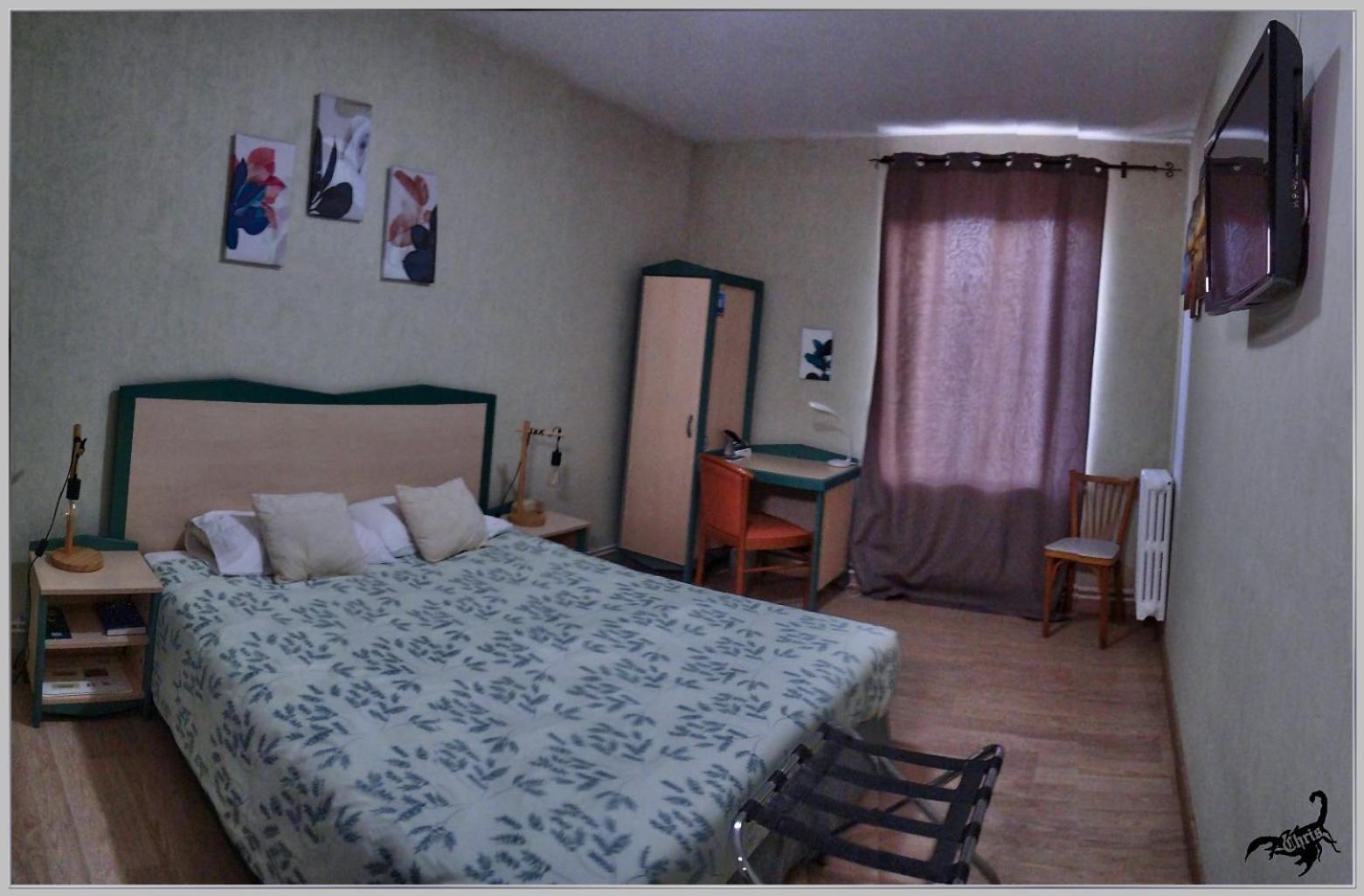 Logis Hotel Des Voyageurs Restaurant La Bonne Tabl'Hay ลีวร็อง-โซร์-โดรม ภายนอก รูปภาพ