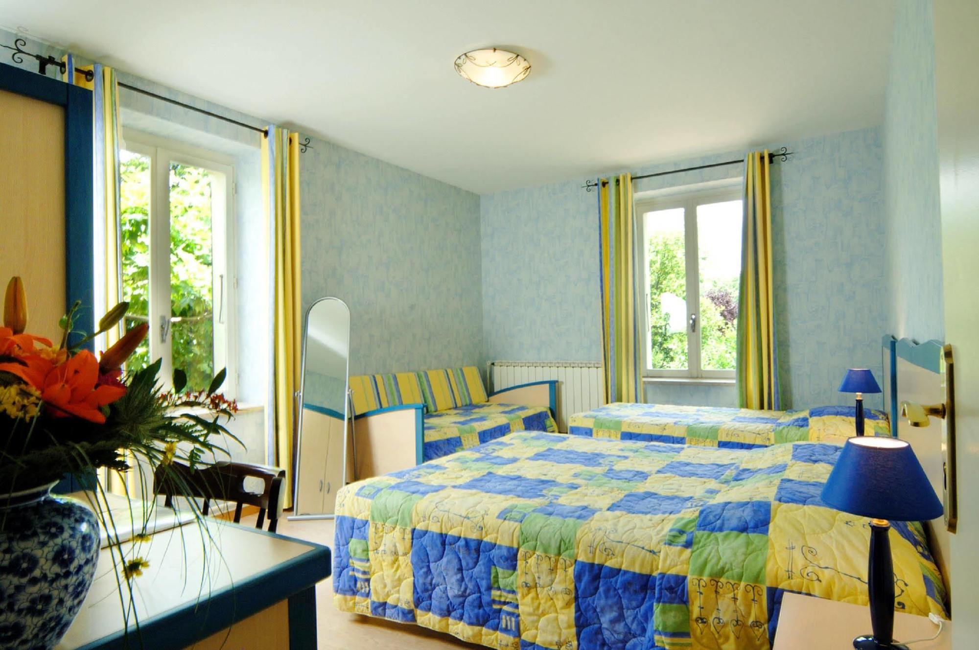 Logis Hotel Des Voyageurs Restaurant La Bonne Tabl'Hay ลีวร็อง-โซร์-โดรม ภายนอก รูปภาพ