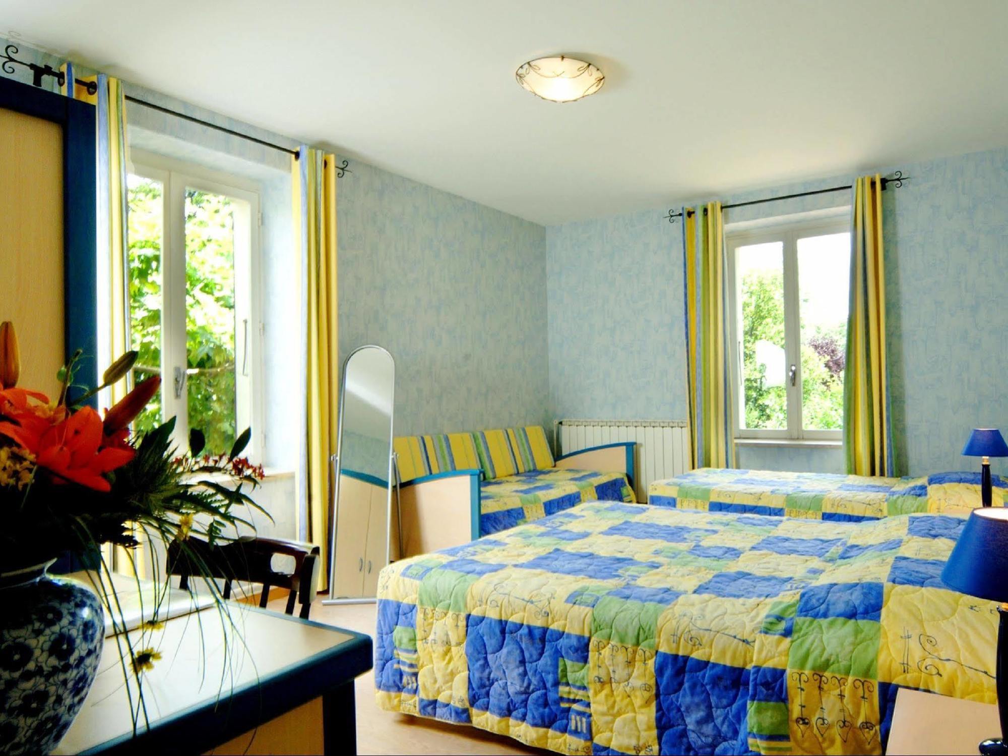 Logis Hotel Des Voyageurs Restaurant La Bonne Tabl'Hay ลีวร็อง-โซร์-โดรม ภายนอก รูปภาพ