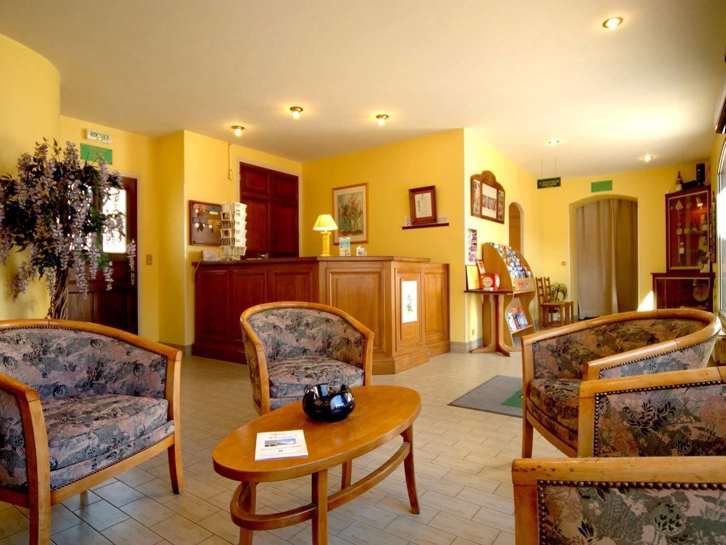 Logis Hotel Des Voyageurs Restaurant La Bonne Tabl'Hay ลีวร็อง-โซร์-โดรม ภายนอก รูปภาพ